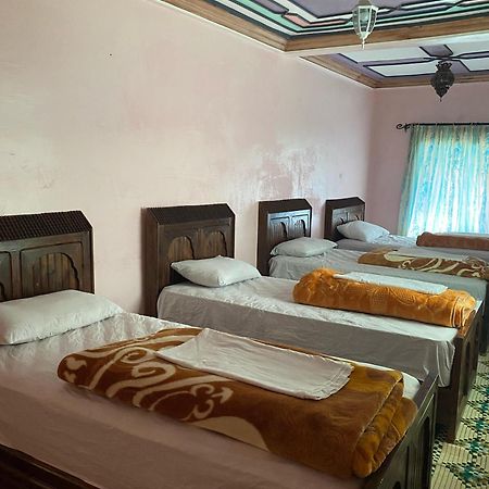 Kasbah Ait Bouguemez Hotel Agouti Bagian luar foto