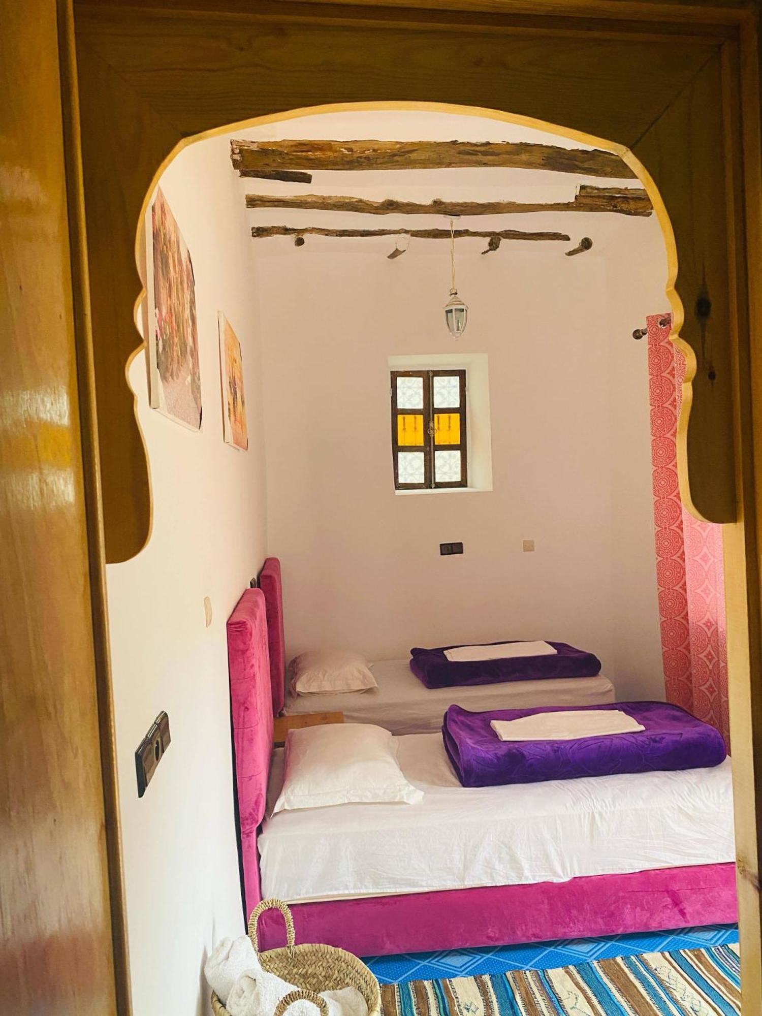 Kasbah Ait Bouguemez Hotel Agouti Bagian luar foto