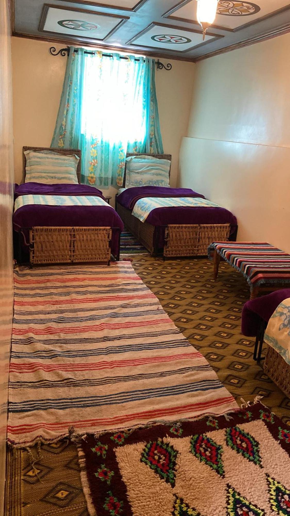Kasbah Ait Bouguemez Hotel Agouti Bagian luar foto